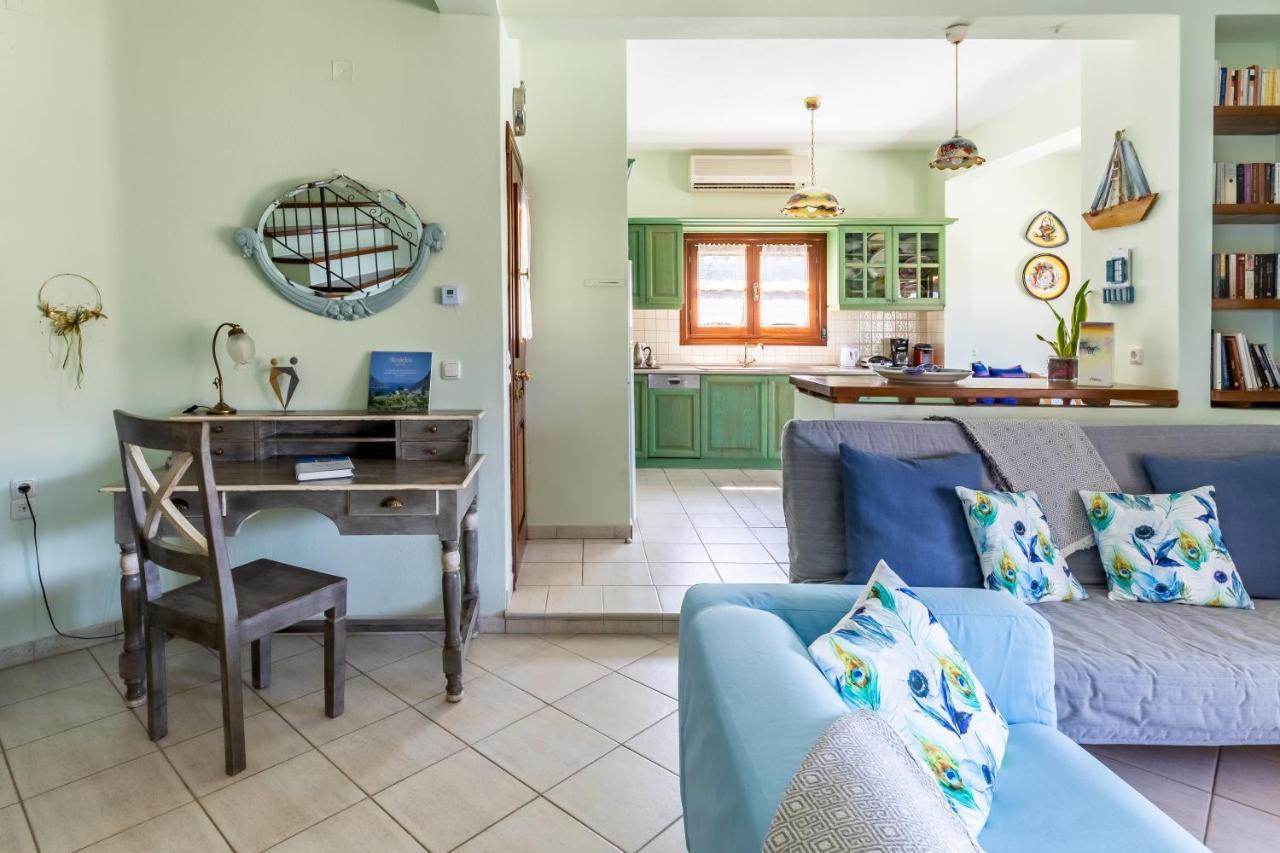 Villa Peparethos Stafylos Bagian luar foto