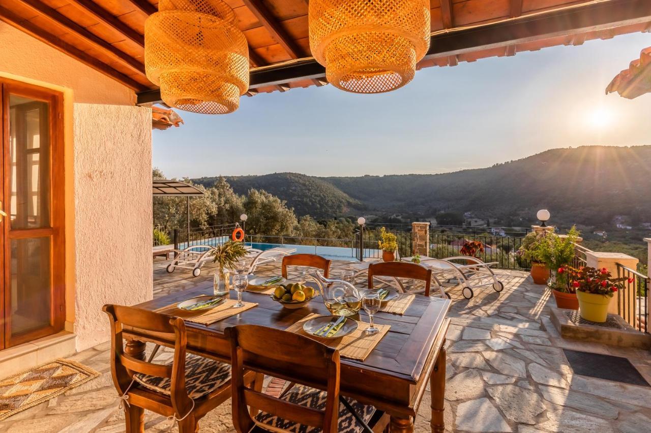 Villa Peparethos Stafylos Bagian luar foto