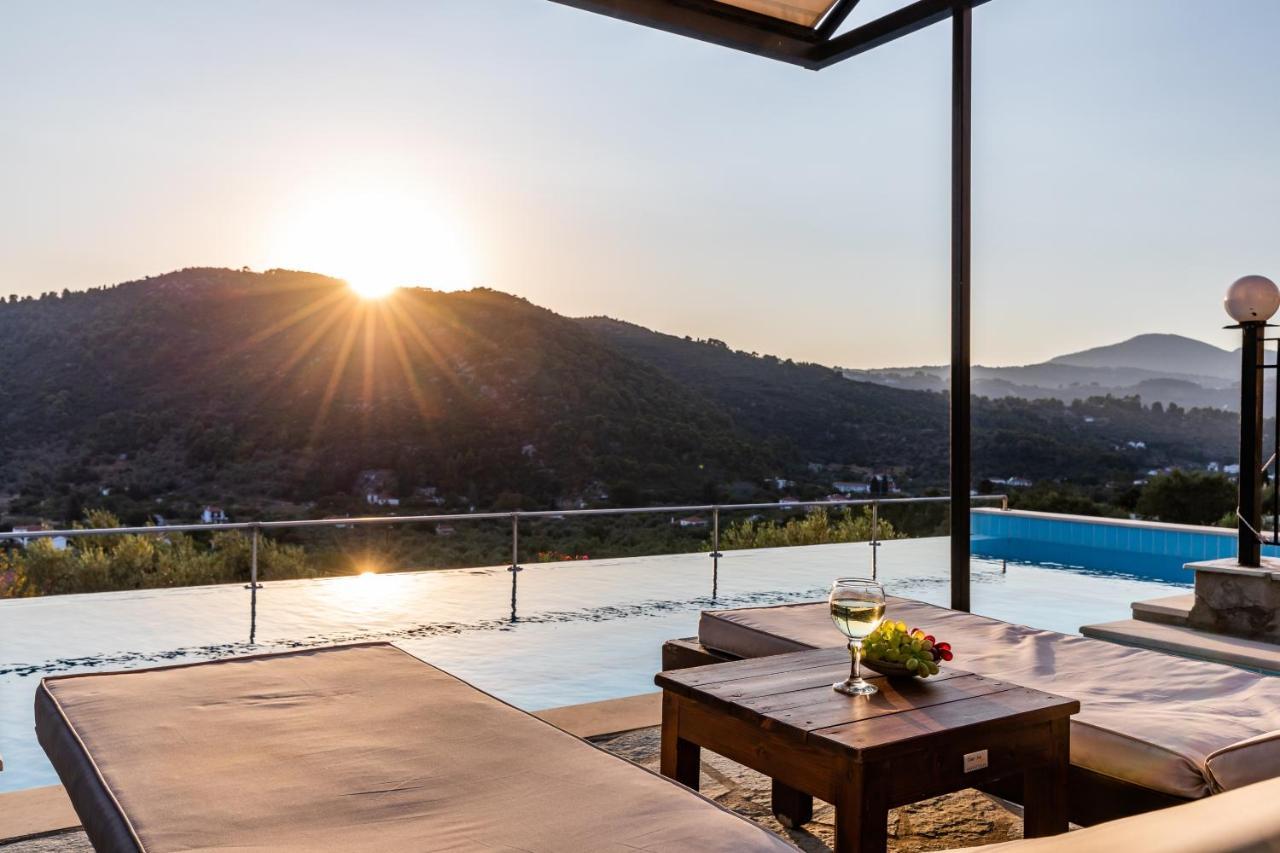 Villa Peparethos Stafylos Bagian luar foto